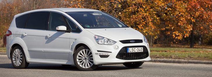 Az Egyik Spórol A Másik Vedel Ford S Max Benzines és Dízel Duplateszt