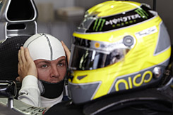 Forrás: Mercedes Forrás: Mercedes