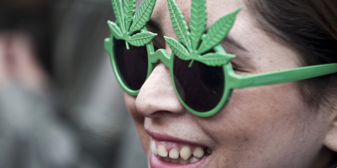 Pattanások elleni gyógyszer lehet a kannabiszból
