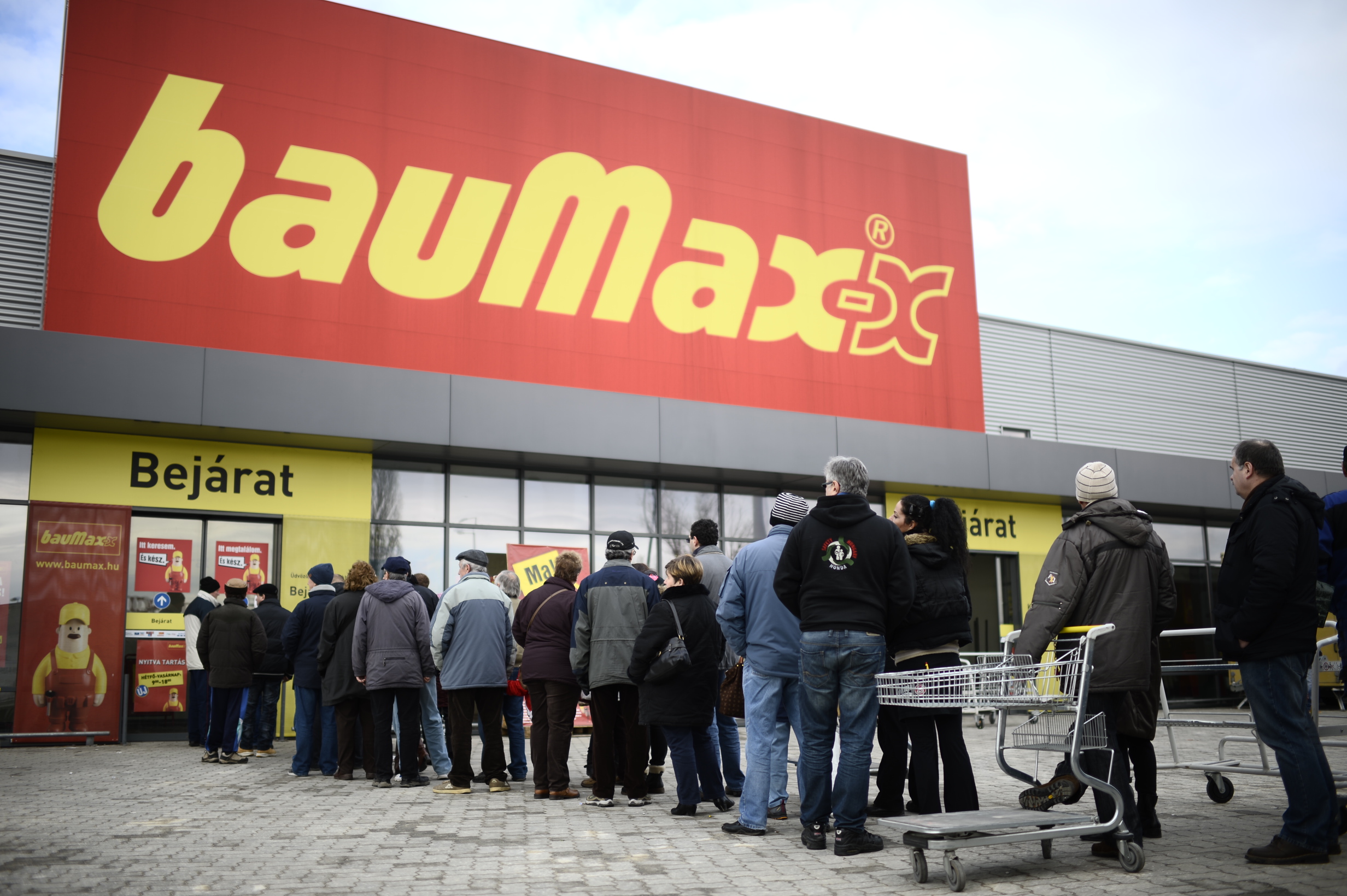 Még olcsóbb a csempe a baumaxban