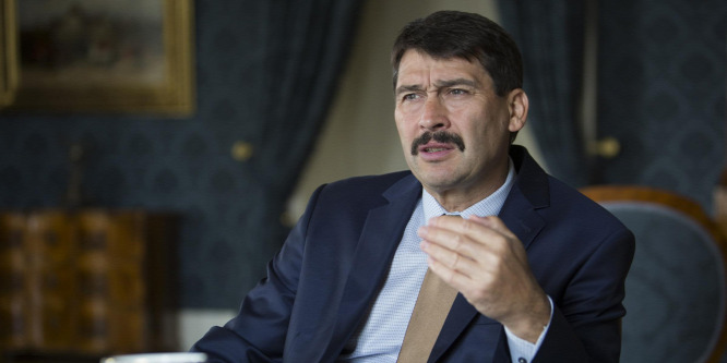Áder János másfél hónap alatt többször repült különgéppel