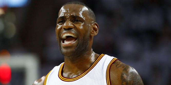 LeBron James egész pályás kosarán ámul a világ