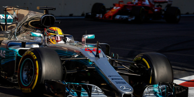 Wolff szerint Vettel nem szándékosan ütközött