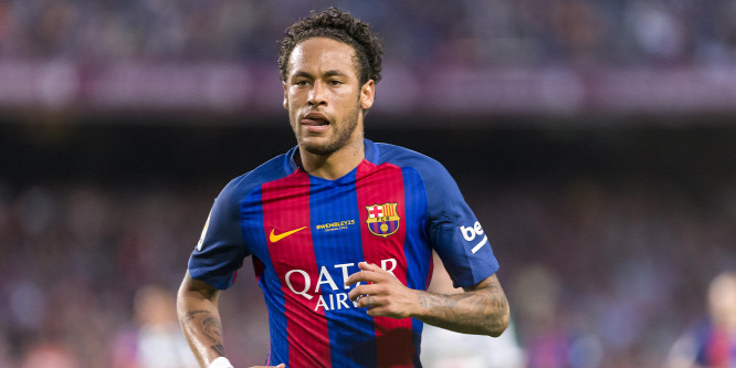 Neymar a Juve után a ManUnitedet is elintézte