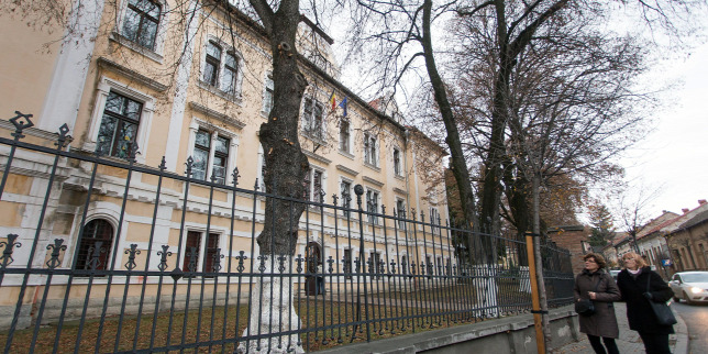 Miniszteri rendelettel indulhat újra a Római Katolikus Gimnázium Miniszteri rendelettel indulhat újra a Római Katolikus Gimnázium