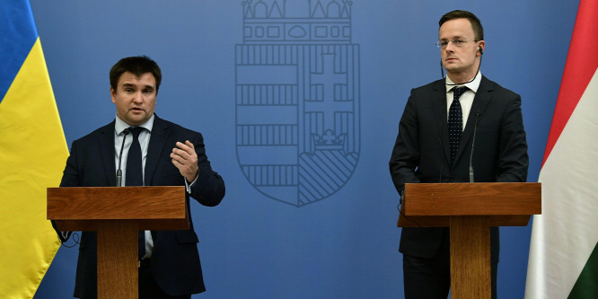Szijjártó Péter: Az ukrán oktatási törvénnyel hátba szúrták Magyarországot