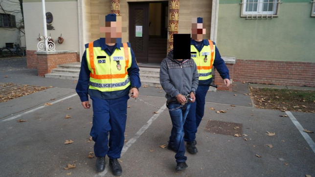 Mozgáskorlátozott asszonyt vertek meg és raboltak ki Nagytőkén Mozgáskorlátozott asszonyt vertek meg és raboltak ki Nagytőkén